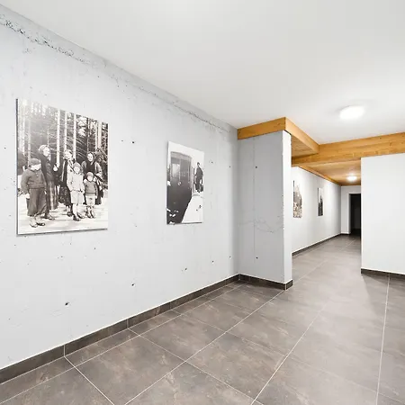 Sun & Snow Lipki Park מלון זקופאנה