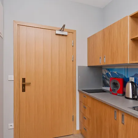 מלון Sun & Snow Lipki Park