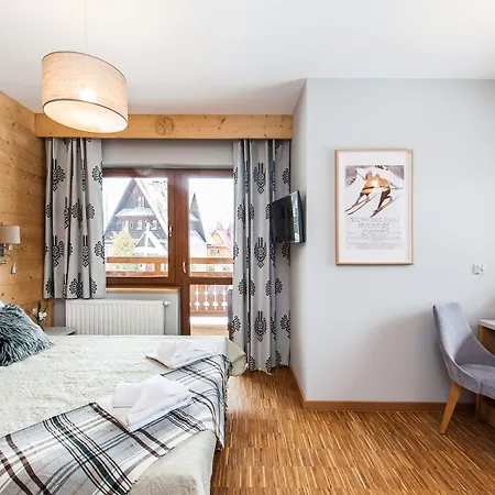 מלון Sun & Snow Lipki Park זקופאנה