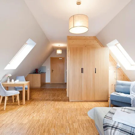 Sun & Snow Lipki Park 3*