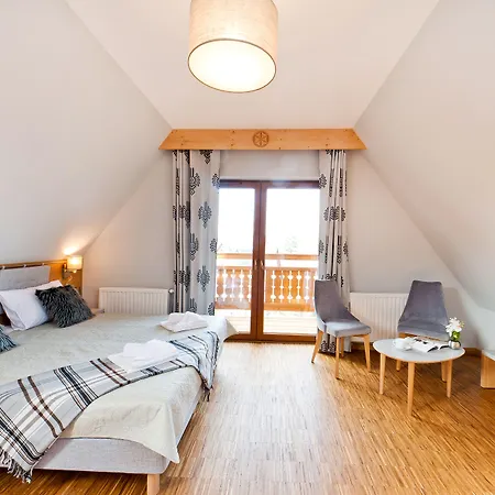 Sun & Snow Lipki Park מלון