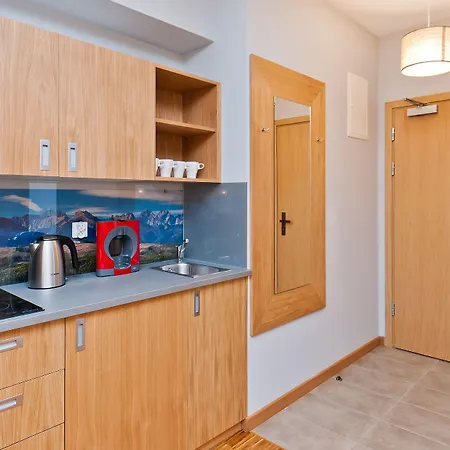 Sun & Snow Lipki Park מלון זקופאנה