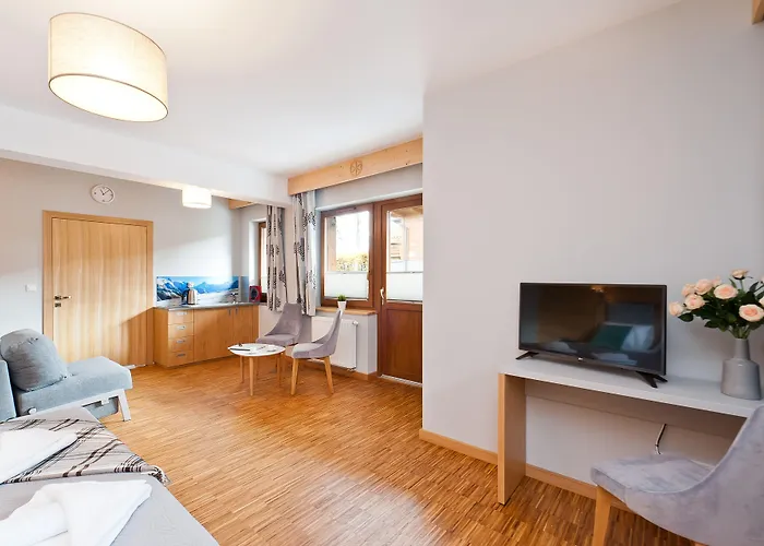 ホテル Sun & Snow Lipki Park 3*