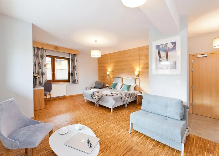 Sun & Snow Lipki Park 3* ザコパネ