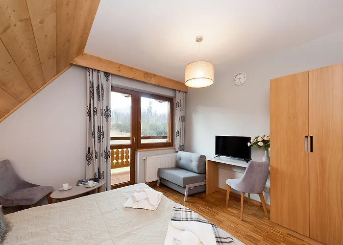 Sun & Snow Lipki Park 3*