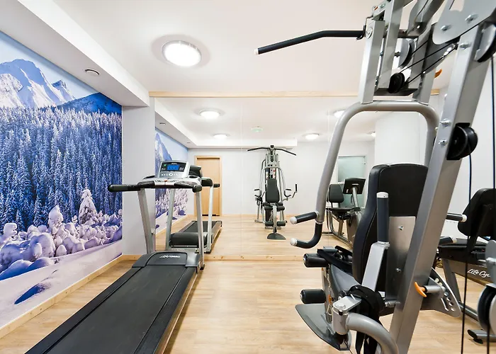 Sun & Snow Lipki Park 3*