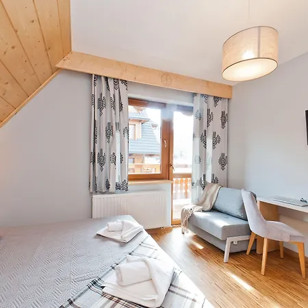 Sun & Snow Lipki Park Hotel 3*