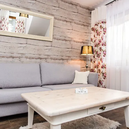 Hotel Sun & Snow Lipki Park