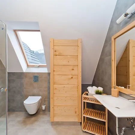 Sun & Snow Lipki Park Hotel