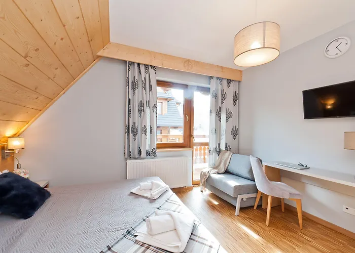 Sun & Snow Lipki Park 호텔 3*